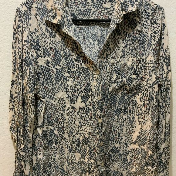 Velvet Heart  Blouse Ladies Long Sleeve Button Down Shirt Size M - Picture 2 of 8